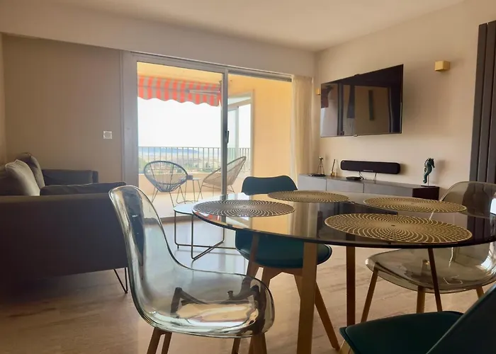Sea View 4 People Terrace 60 M & Pool 아파트 *