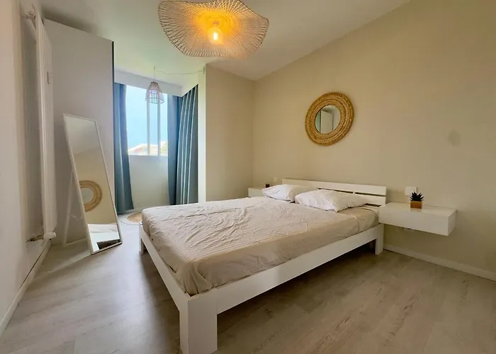 Sea View 4 People Terrace 60 M & Pool * 앙티브