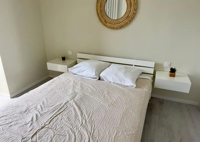 아파트 Sea View 4 People Terrace 60 M & Pool 앙티브