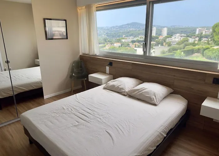 Sea View 4 People Terrace 60 M & Pool 아파트 *